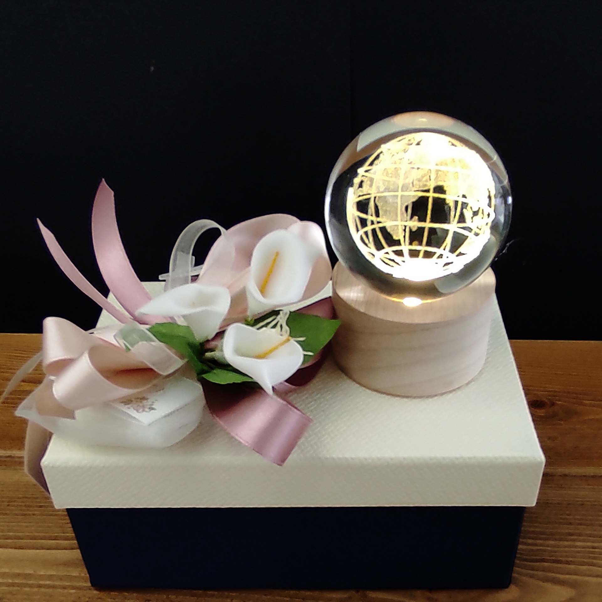 mondo con Luce LED