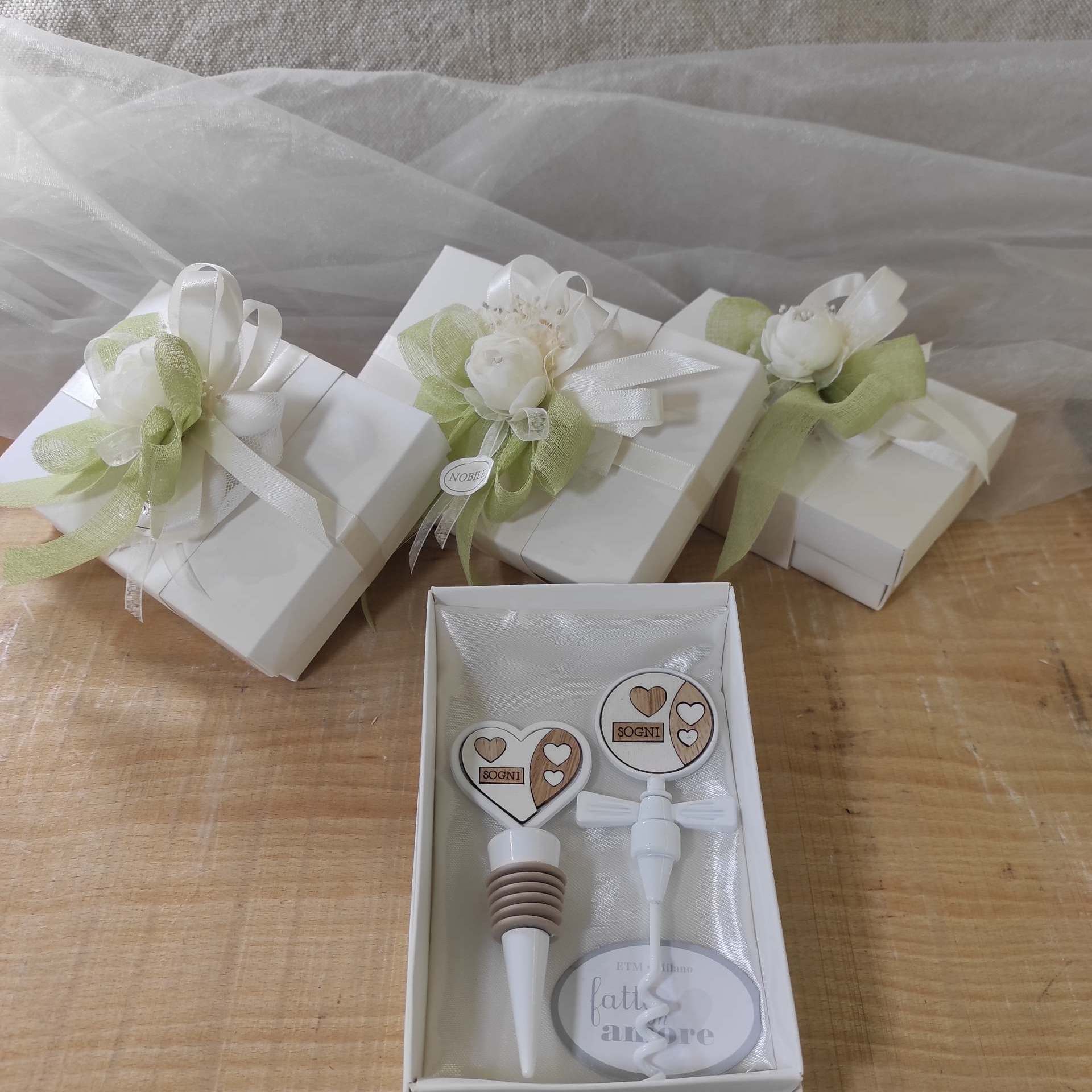 Set Apribottiglie e Tappo in Metallo e Legno