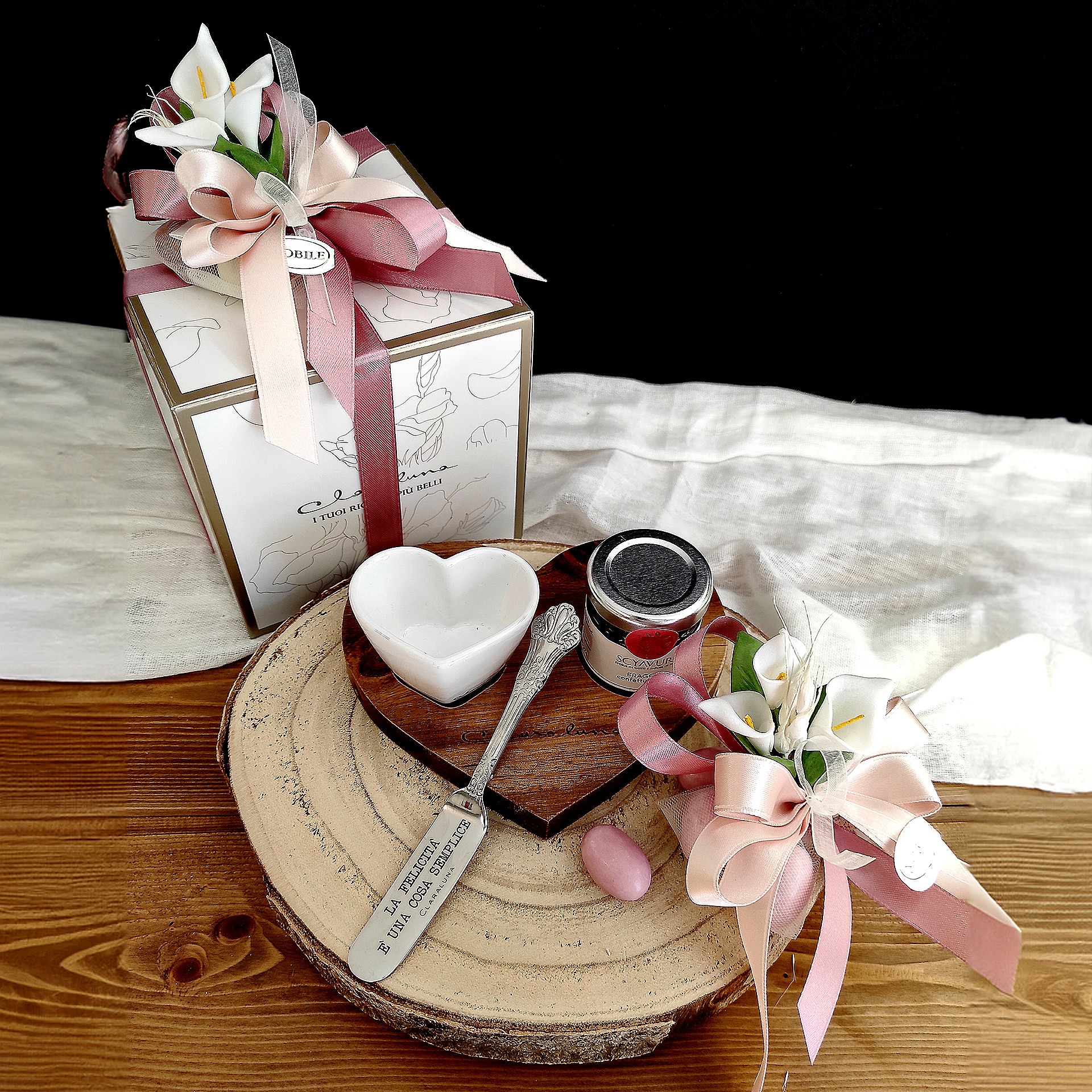 SET Marmellata, Ciottola Cuore e Vassoio Cuore - Eleganza e Dolcezza per Ogni Occasione